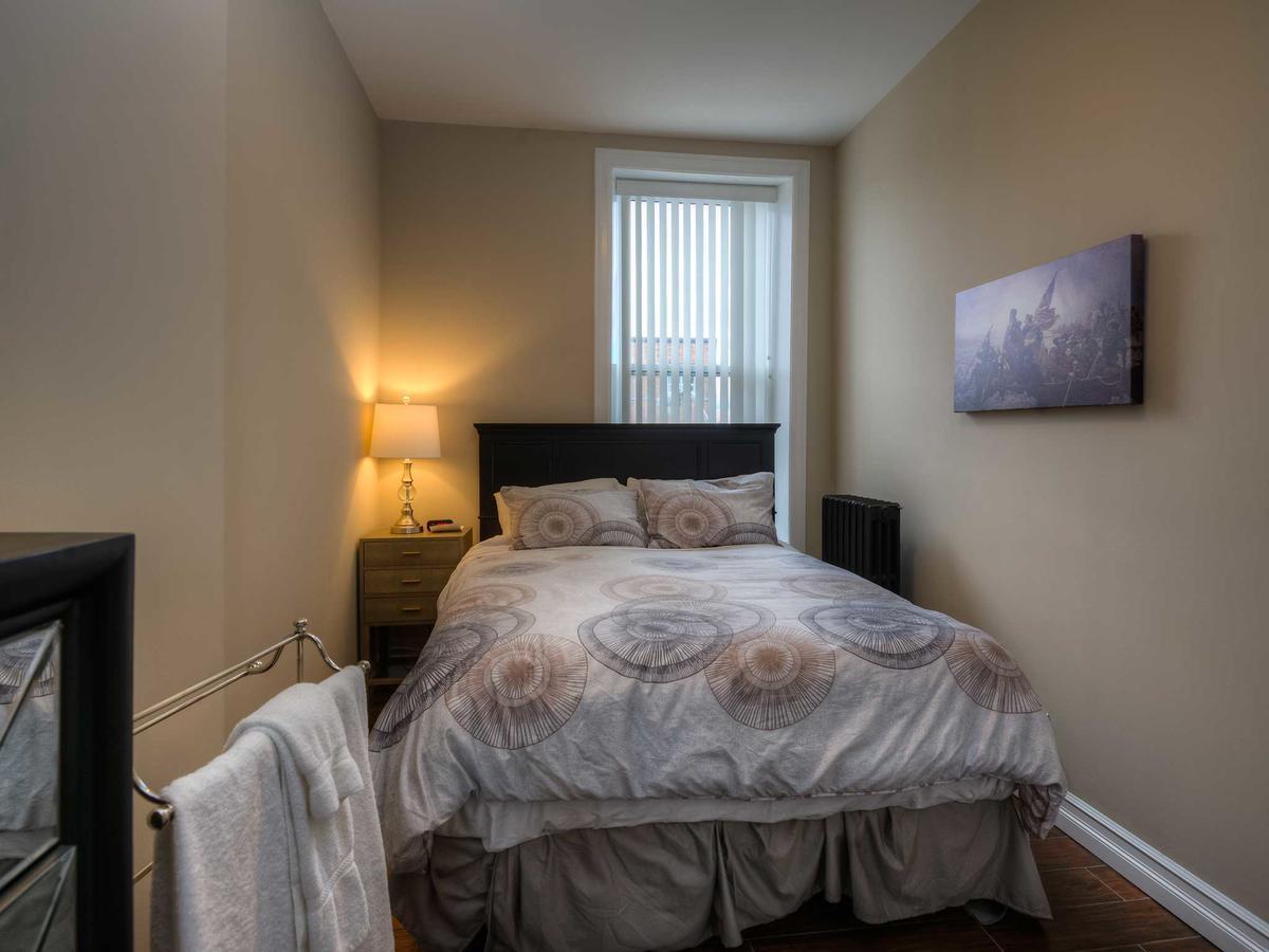 גואלף Western Hotel & Executive Suites מראה חיצוני תמונה