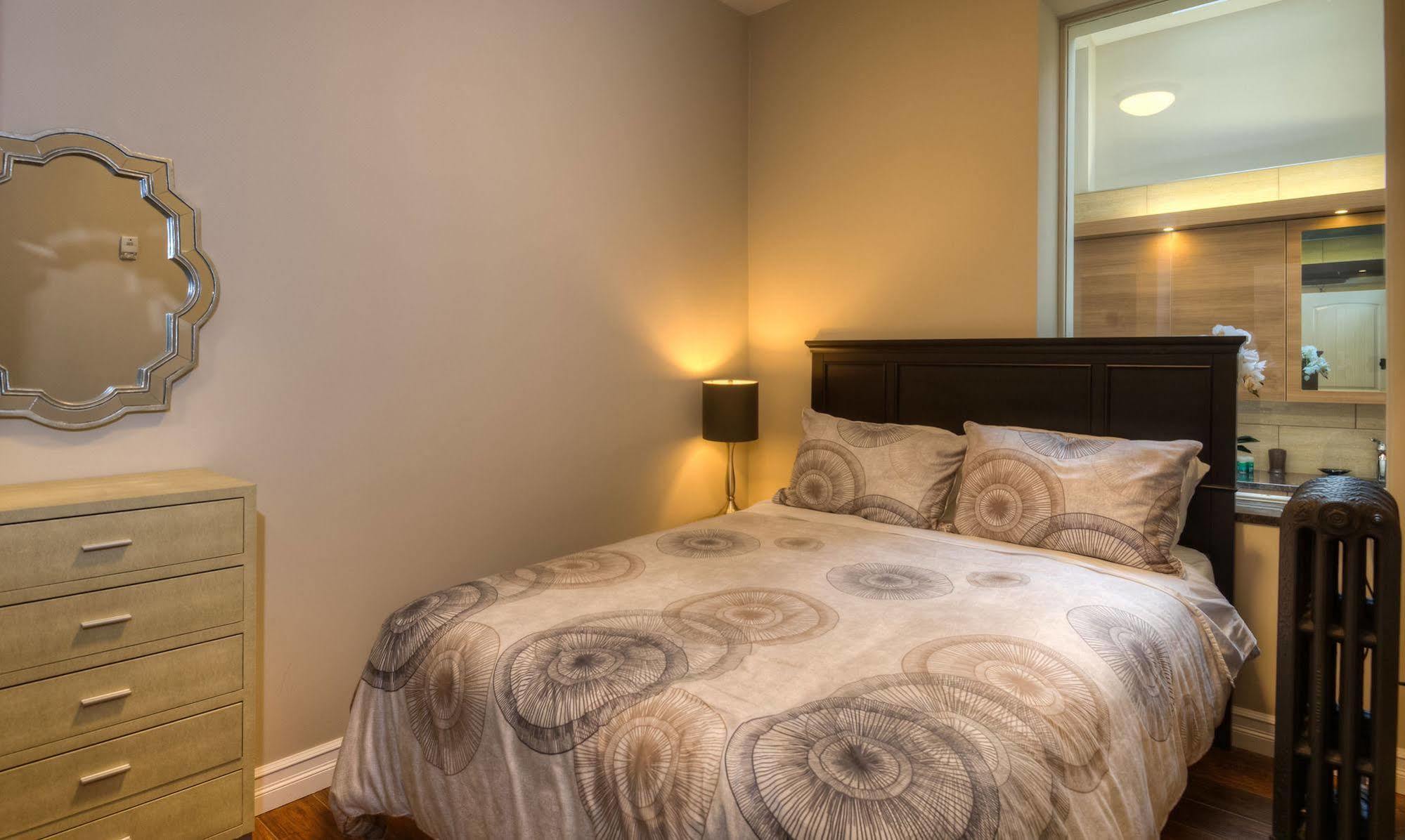 גואלף Western Hotel & Executive Suites מראה חיצוני תמונה